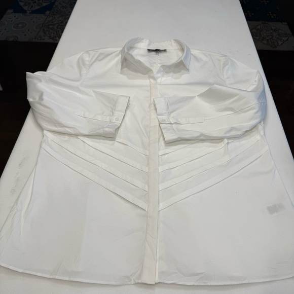 LAFAYETTE 148 Women’s White Button Down Shirt pintucked Panels Stretch Sz 14 - Picture 7 of 10